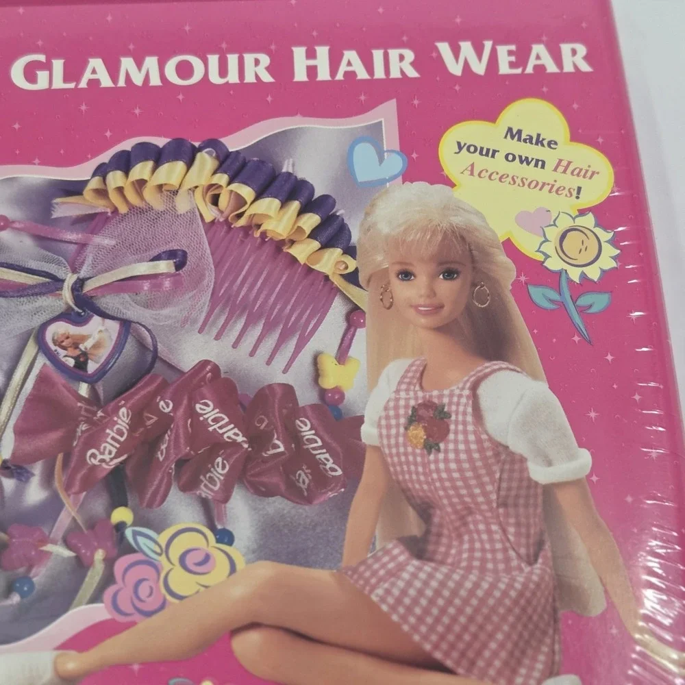 Vintage 1997 Barbie‎ Glamour Hair Wear Accessories Kit Case Flying Colors New